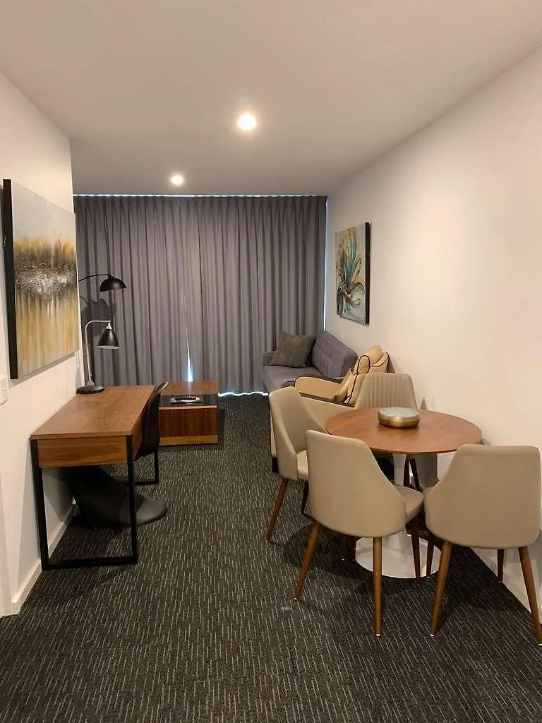 The Palms Apartments Adelaide Australien